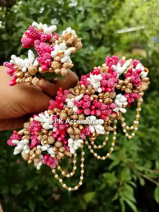Gold×darkpink×white beads hanging veni